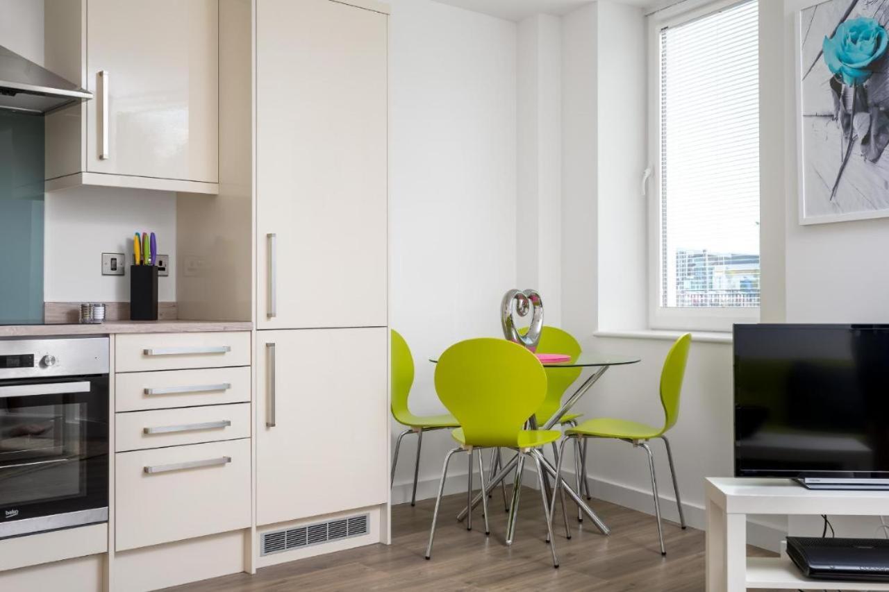 The Post House One By Fortuna Property Gloucester Zewnętrze zdjęcie