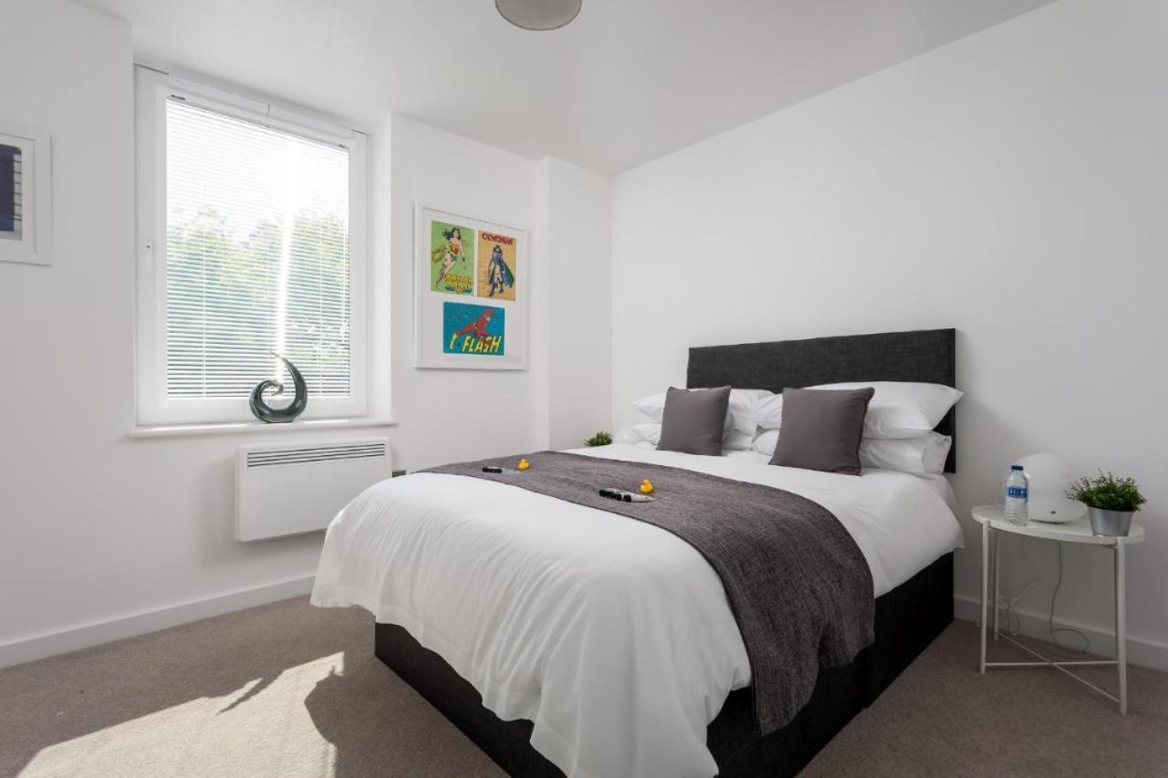 The Post House One By Fortuna Property Gloucester Zewnętrze zdjęcie